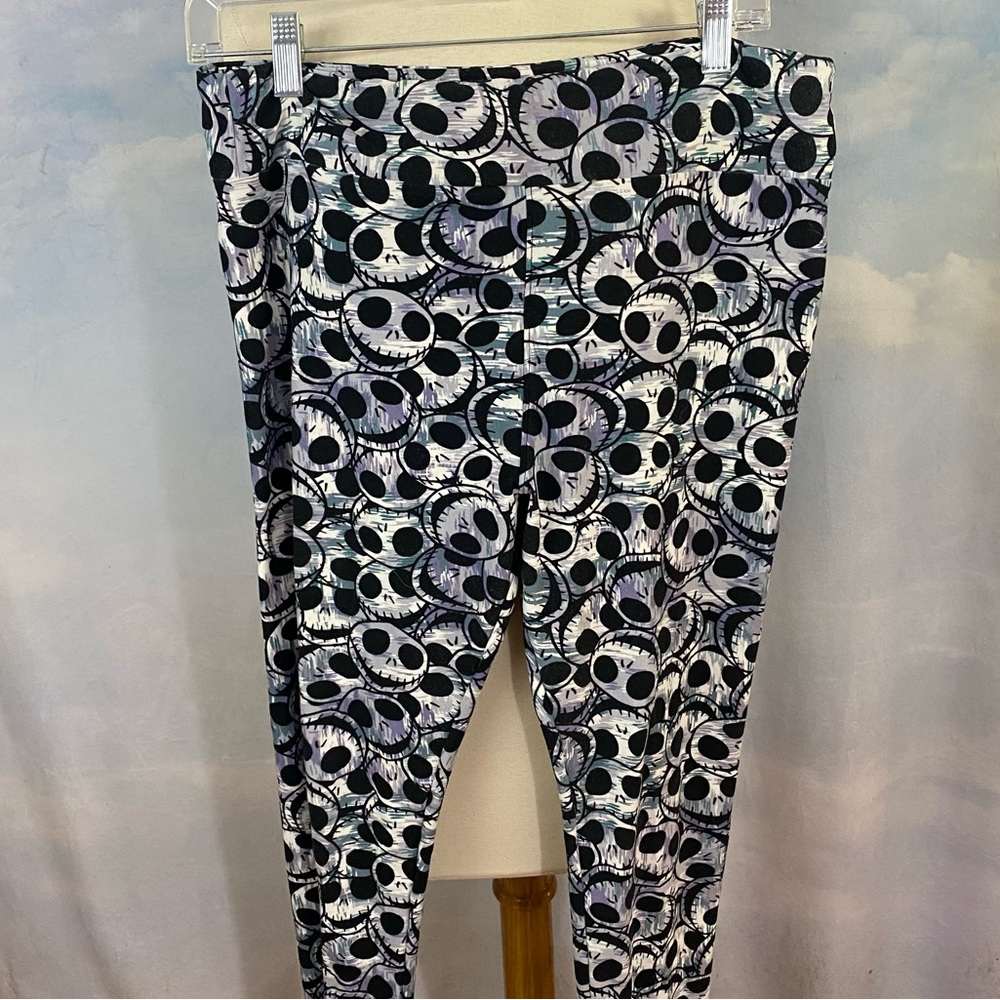 LuLaRoe Nightmare Before Christmas Tall & Curvy Leggings
